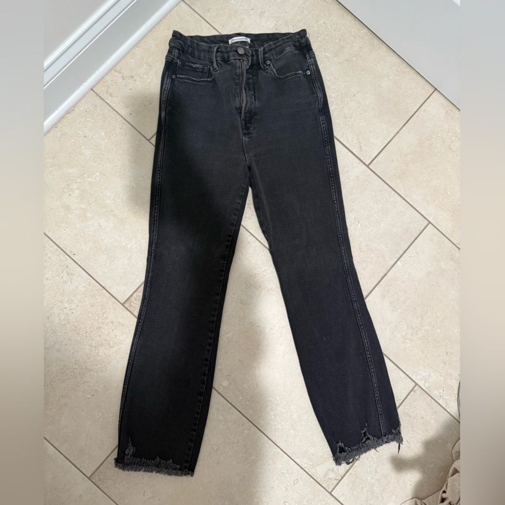 Good American Black Ankle Cropped Jeans